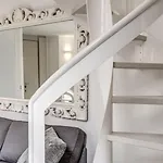 Elegant Flat In The Historic Rome Near Colosseum!